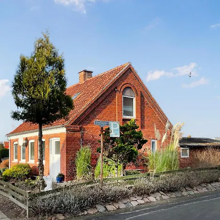 3 Bedroom Awesome In Bagenkop