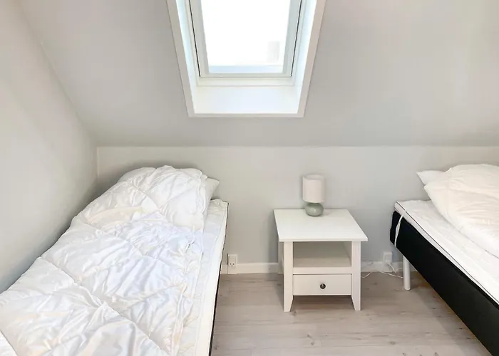 3 Bedroom Awesome In
